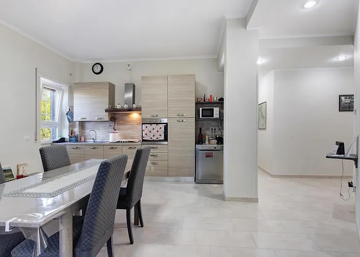 Апартаменты The Greenden Terrace *